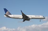 N17139 @ MIA - United 757 - by Daniel Compton