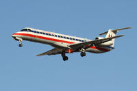 N907AE @ KORD - American Eagle regional jet