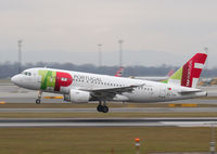 CS-TTH @ LOWW - TAP Air Portugal Airbus A319 - by Thomas Ranner
