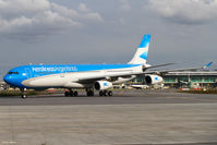 F-GNIH @ LPPR - Now with Aerolineas Argentinas - by Carlos Miguel Seabra - APEA Portugal
