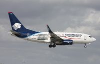 EI-DRD @ MIA - Aeromexico 737 Visa ad