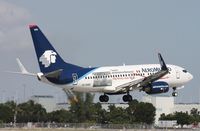 EI-DRD @ MIA - Aeromexico Visa ad - El Dorado location - by Daniel Compton