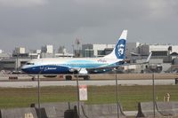 N512AS @ MIA - Alaska Boeing colors departing Runway 27 - by Florida Metal