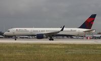 N640DL @ MIA - Delta 757 getting ready to depart on 8R - by Daniel Compton