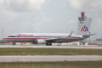 N954AN @ MIA - American 737 - by Florida Metal