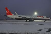 OE-LNK @ LOWW - Lauda Air Boeing 737-800