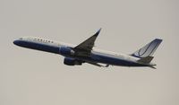 N512UA @ KLAX - Departing LAX - by Todd Royer