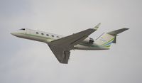 N240CX @ KLAX - Departing LAX