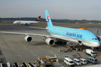 HL7612 @ RJAA - The two giants meet at Narita - by Micha Lueck