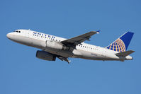 N853UA @ LAX - United Airlines N853UA (FLT UAL312) climbing out from RWY 25R en route to Las Vegas McCarran Int'l (KLAS). - by Dean Heald