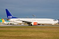 LN-RCY @ LOWS - Scandinavian Airlines 737-800