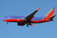 N795SW @ LAS - Southwest Airlines N795SW on short final to RWY 25L. - by Dean Heald