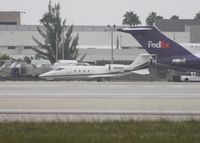 N115AN @ MIA - Lear 60