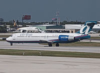 N954AT @ FLL - Taxi to the gate of Frt Lauderdale Airport - by Willem Goebel