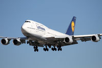 D-ABVU @ LAX - Lufthansa D-ABVU (FLT DLH456) from Frankfurt Int'l (EDDF/FRA) on short final to RWY 25L. - by Dean Heald