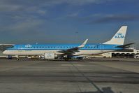 PH-EZR @ LOWW - KLM Embraer 190 - by Dietmar Schreiber - VAP