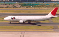 JA8562 @ RJTT - Japan Airlines - by Henk Geerlings