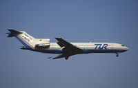 TC-RUT @ EHAM - TUR European Airways B-727 on finals for Schiphol APt. - by Nicpix Aviation Press  Erik op den Dries