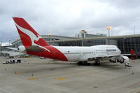 VH-OEE @ DFW - QANTAS 747 Longreach at DFW airport - by Zane Adams