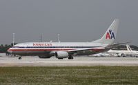 N811NN @ MIA - American 737 - by Florida Metal