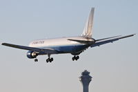 N646UA @ KORD - United Airlines Boeing 767-322, UAL972 arriving from San Francisco - KSFO, RWY 28 approach KORD. - by Mark Kalfas
