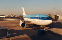 PH-AGD @ EHAM - KLM - by Henk Geerlings