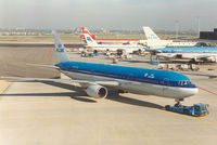 PH-BZB @ EHAM - KLM - by Henk Geerlings