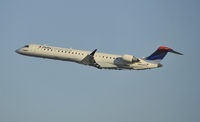 N804SK @ KLAX - Departing LAX on 25R - by Todd Royer