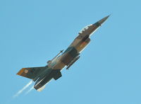 86-0299 @ KLSV - Taken over Nellis Air Force Base, Nevada. - by Eleu Tabares