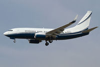 N8767 @ LAX - Samsung Aerospace 2002 Boeing 737-7EG(BBJ) N8767 on short final to RWY 25L.