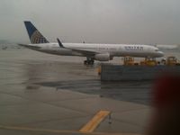 N14121 @ EWR - boeing 757 - by christian maurer