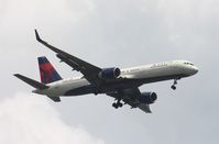 N552NW @ MCO - Delta 757 - by Florida Metal