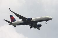 N552NW @ MCO - Delta 757 - by Daniel Compton