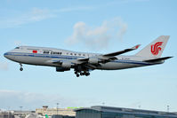 B-2447 @ EIDW - Vice President's arrival into Dublin - by Robert Kearney