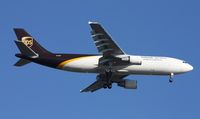 N126UP @ MCO - UPS A300