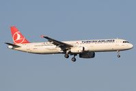 TC-JRT @ LOWW - Turkish Airlines A321 - by Andy Graf-VAP