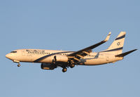 4X-EKB @ LOWW - El Al Boeing 737 - by Thomas Ranner