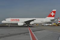 HB-JLS @ LOWW - Swiss Airbus 320 - by Dietmar Schreiber - VAP