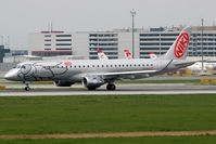 OE-IHA @ LOWW - c/n.19000285 Fly Niki, named Samba