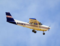 N448ER @ KVGT - N448ER 1998 Cessna 172R Skyhawk C/N 17280610

North Las Vegas Airport (IATA: VGT, ICAO: KVGT, FAA LID: VGT)
TDelCoro
March 29, 2012 - by Tomás Del Coro