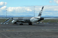ZK-OKQ @ NZAA - At Auckland - by Micha Lueck