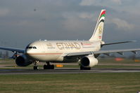 A6-EYS @ EGCC - Etihad - by Chris Hall