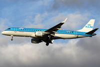 PH-EZL @ LOWW - New Embraer for KLM Cityhopper