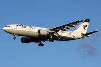 EP-IBC @ LOWW - Iran Air