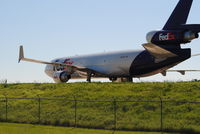 N645FE @ KMEM - Taxing to runway 36L - by Troy Raiteri