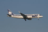 SP-LIM @ EBBR - Arrival of flight LO235 to RWY 02