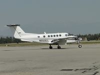 N550EC @ CNO - Taxiing - by Helicopterfriend