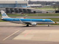 PH-EZU @ AMS - Arrival on Schiphol Airport from runway R36 - by Willem Göebel