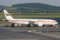 A6-ALN @ LOWW - Abu Dhabi Presidential Flight