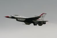 86-0281 @ FFD - Thunderbirds display at Royal International Air Tattoo 2007 - by Steve Staunton